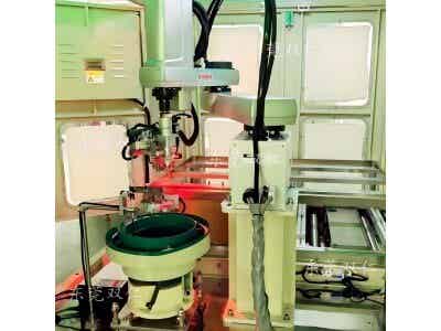 雙仁機(jī)械全自動(dòng)換膠釘機(jī)（自動(dòng)拔插膠釘）