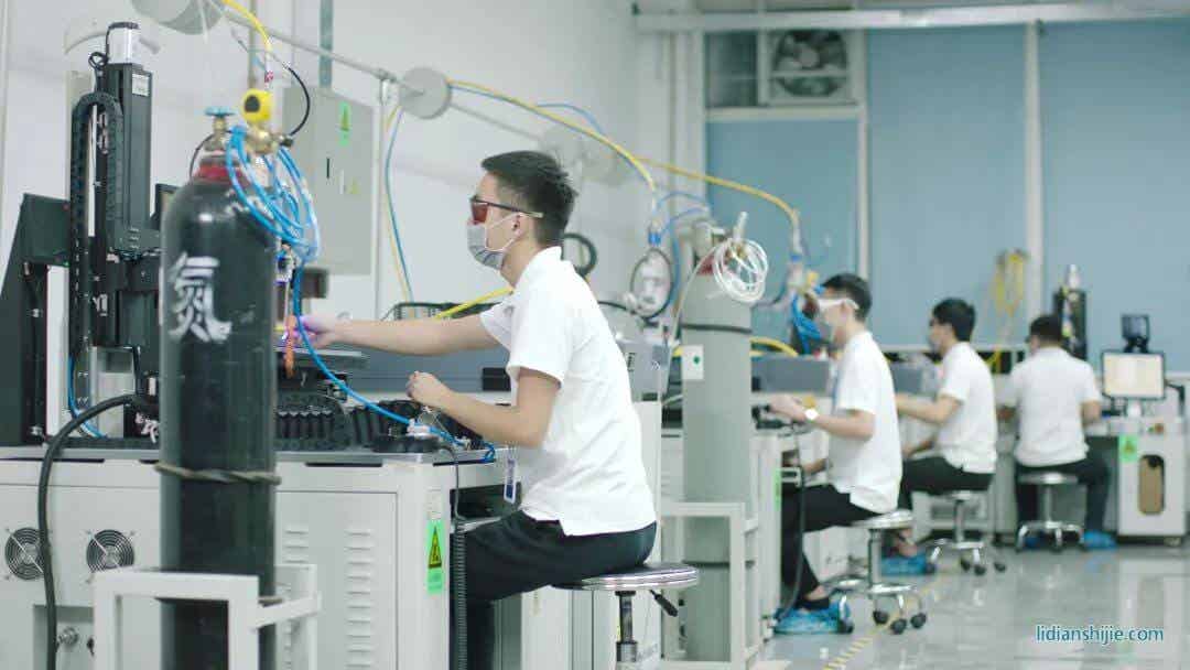 聯贏激光激光工藝實驗室