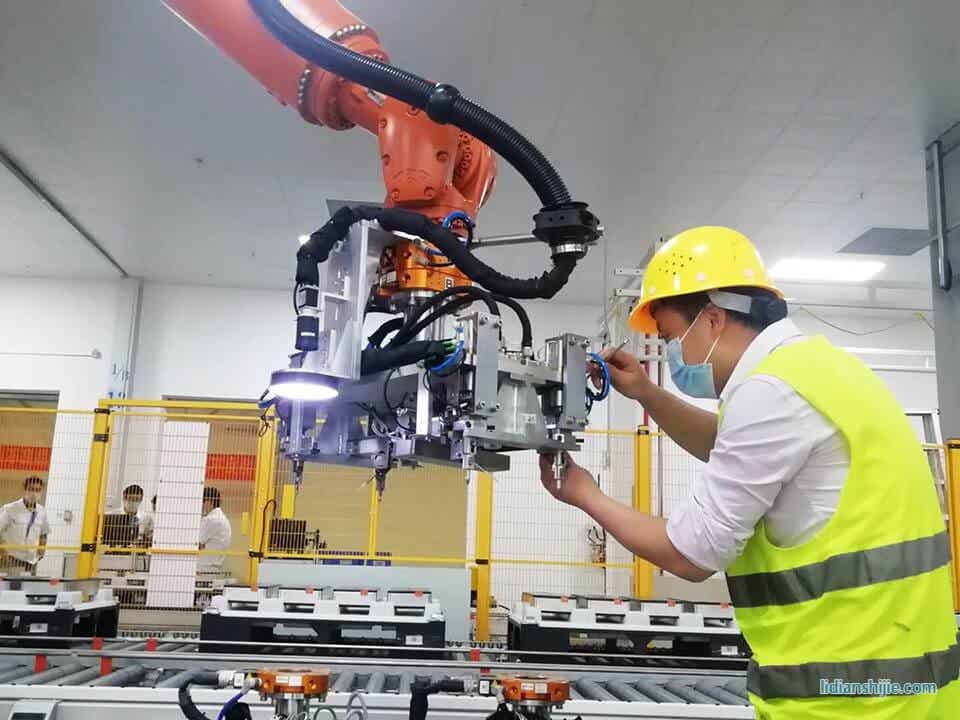 聯贏自制的激光器